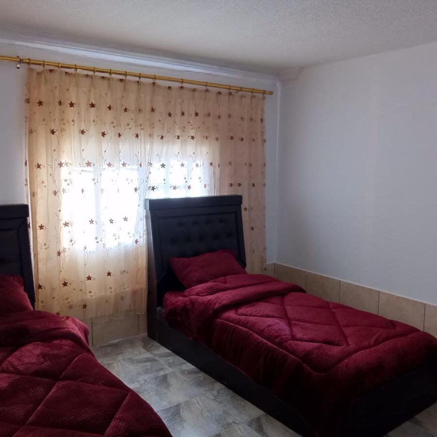 Guest House Hazem Al Azraq ash Shamālī Exterior foto