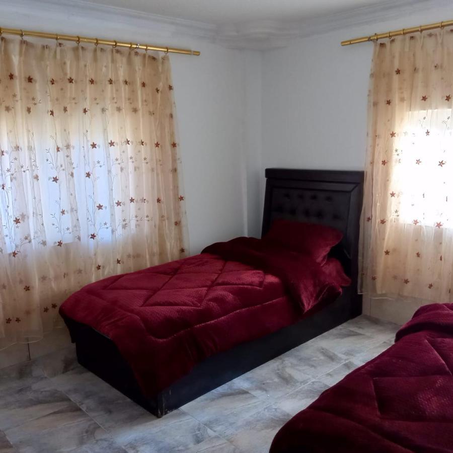 Guest House Hazem Al Azraq ash Shamālī Exterior foto